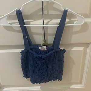 Cropped blue cute shirt